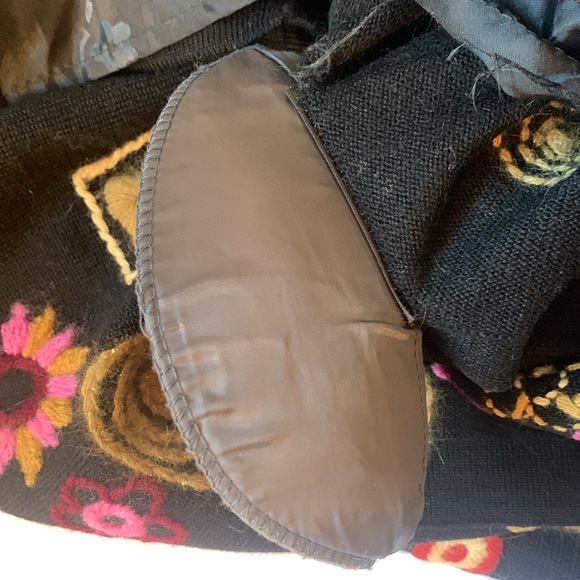 Vintage black fully embellished+ jewelled wool lined cardigan EUC - Picture 6 of 8